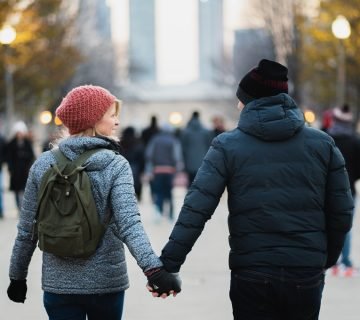 Seduction: How to Flirt With A Stranger?