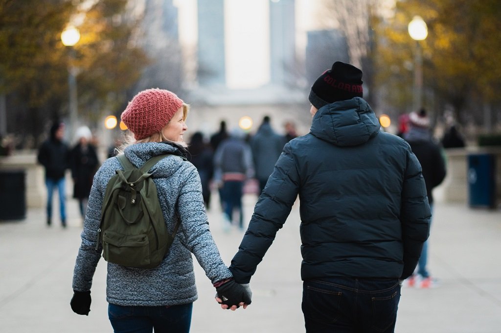 Seduction: How to Flirt With A Stranger?