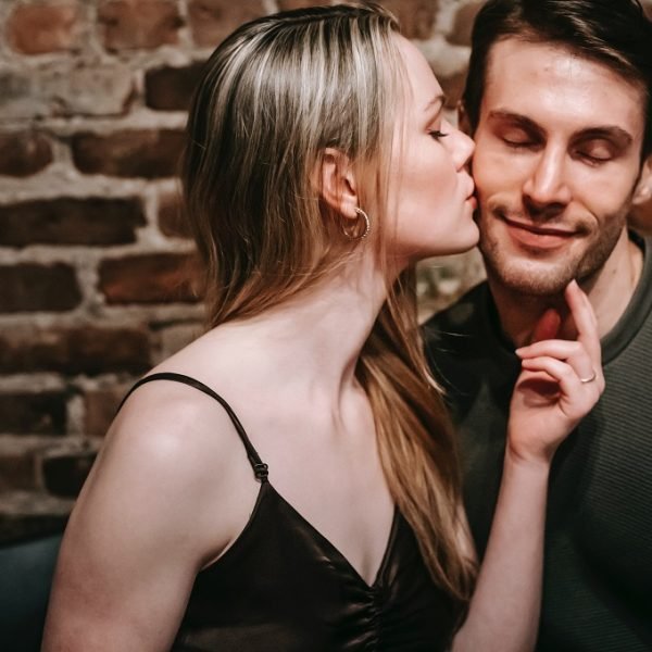 Dating Sites for Singles in 2021