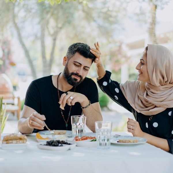 Online Vs Offline Dating – Knowing Actual Differences